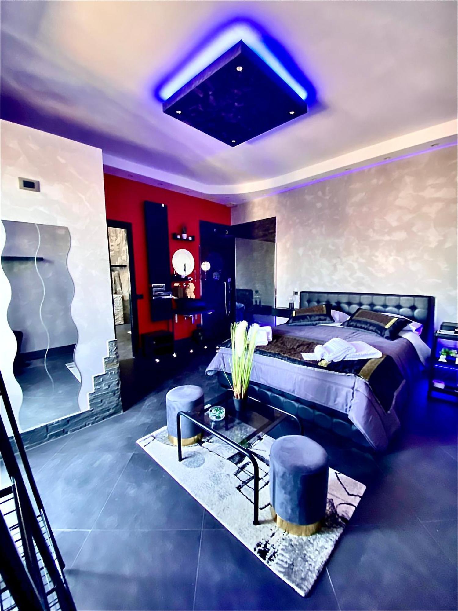 Luxury Home Design โรม ภายนอก รูปภาพ